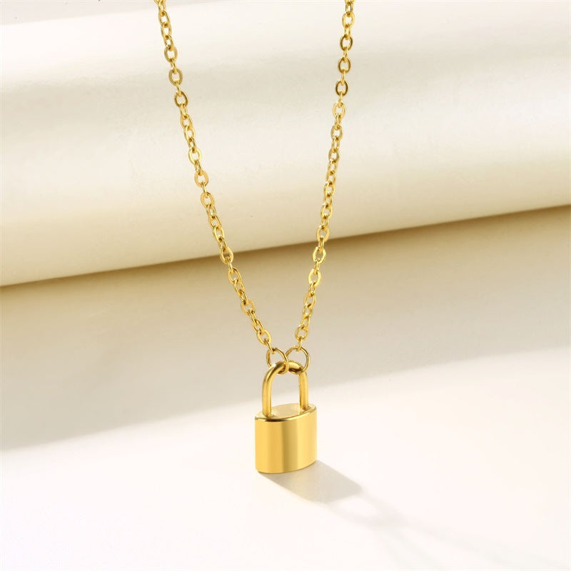 Stainless Steel Gold 26 English Letter Lock Necklace